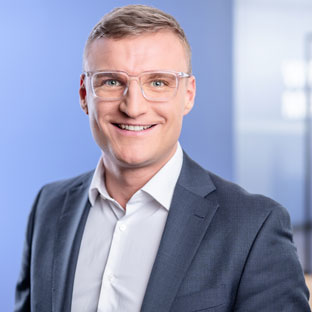 Henrik Makuszies Henrik Makuszies