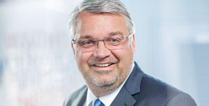 Ralf Schulze, Marktleiter Immobilienkunden und Infrastruktur Ralf Schulze, Marktleiter Immobilienkunden und Infrastruktur